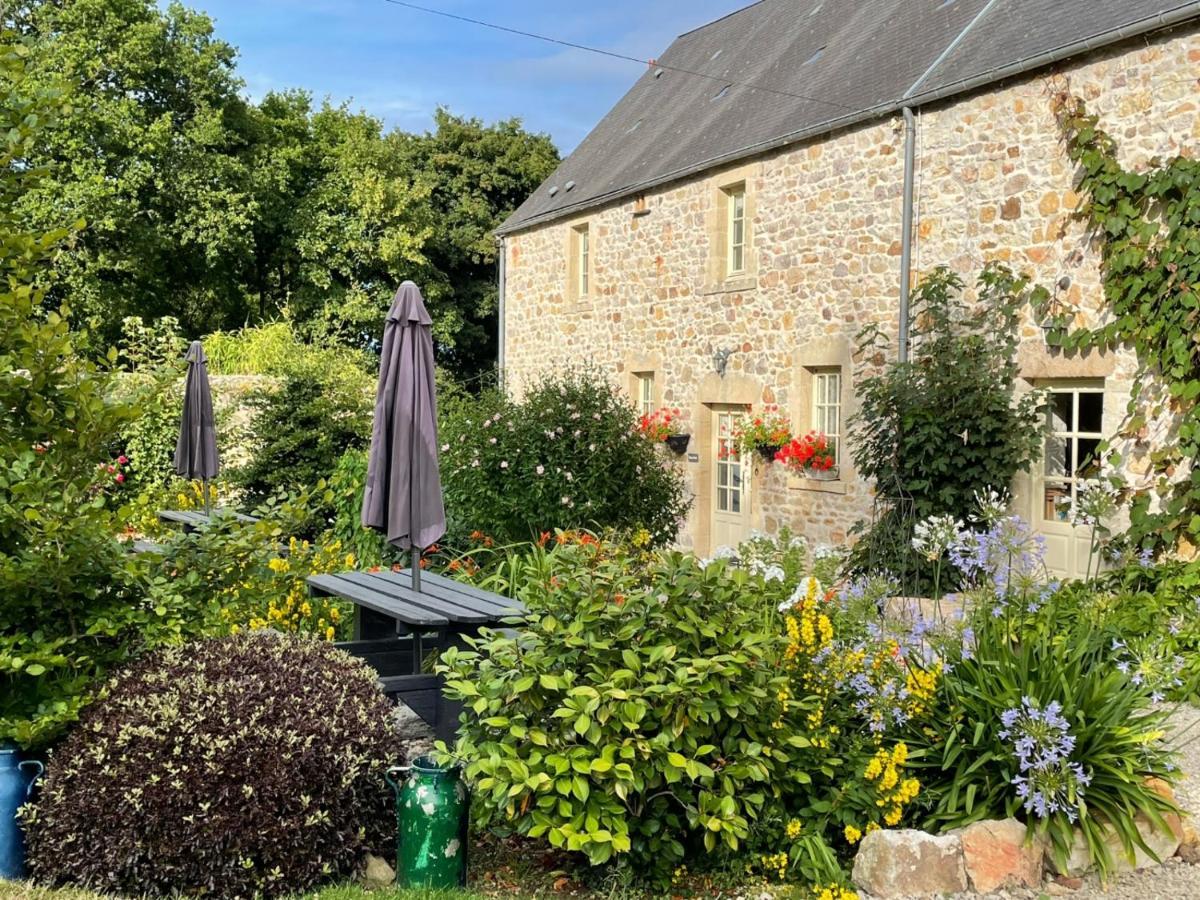 La Lande Guest House Bricquebec Exterior foto
